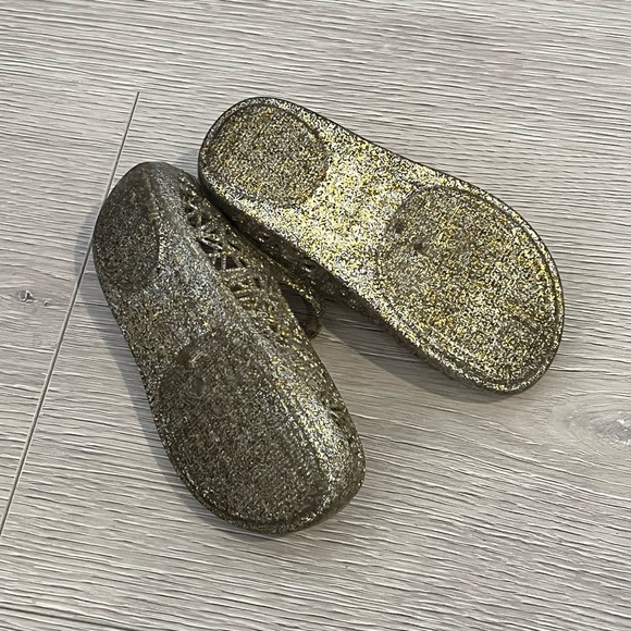 Mini Melissa Campana - Picture 3 of 3